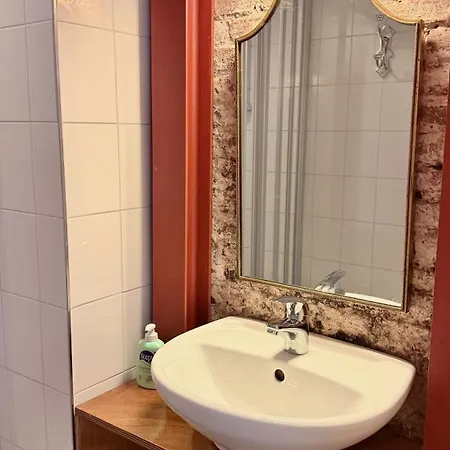 Top-notch Along Canal In Historic Centre