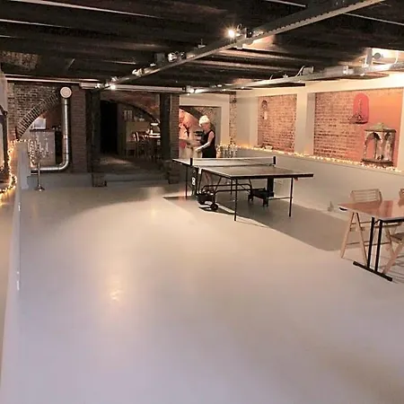 Bed & Breakfast Top-notch Space Along Canal In Historic Centre Amsterdam